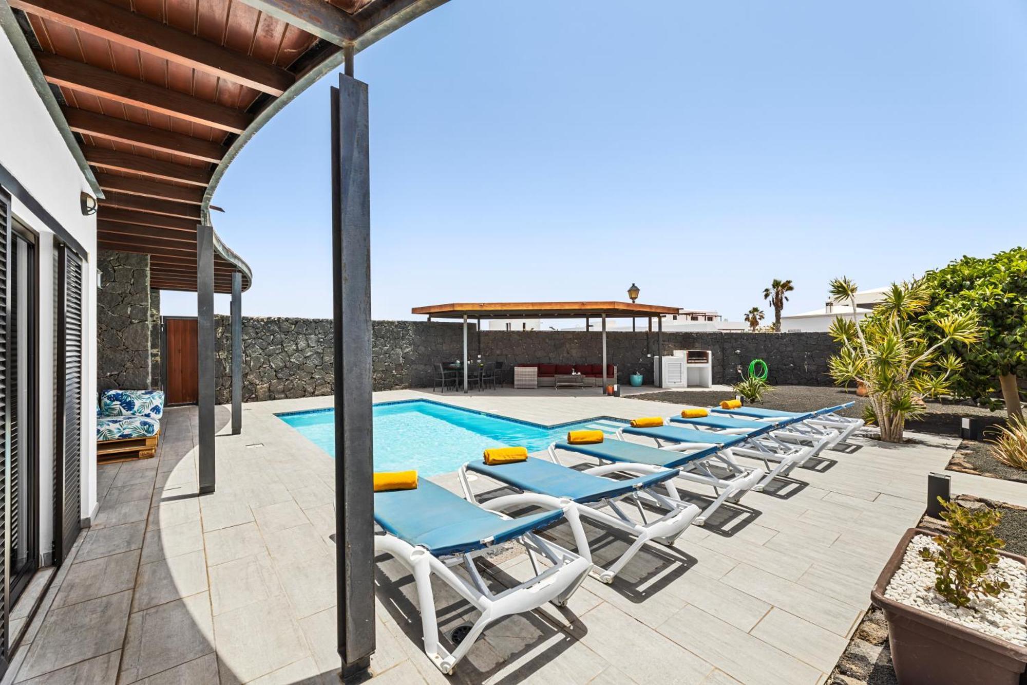 3 Bedroom Villa With Private Pool Close To Papagayo Beach Playa Blanca  Exterior foto